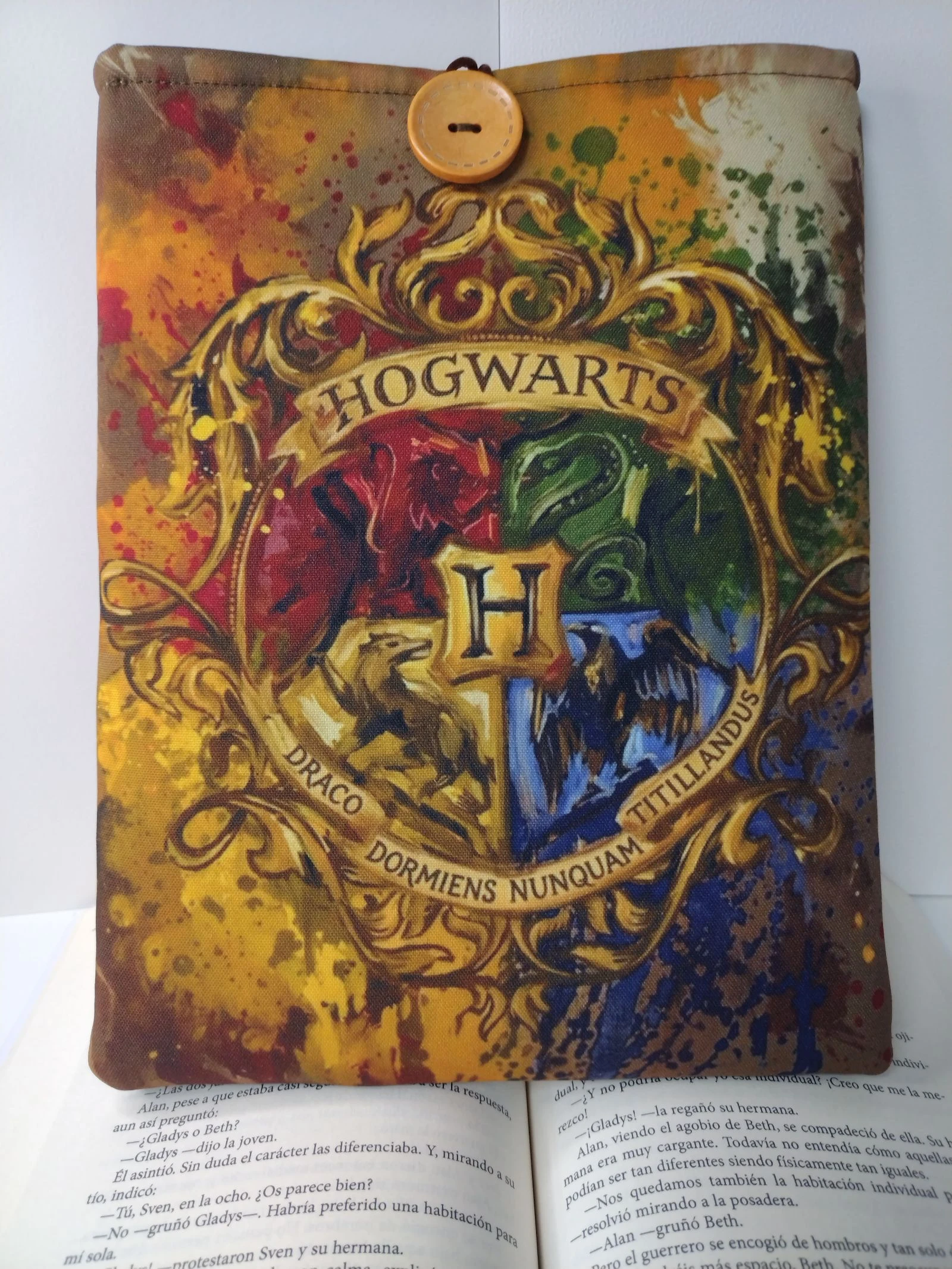 Célula acolchoada para livros Harry Potter - Feita à mão. – photo 2